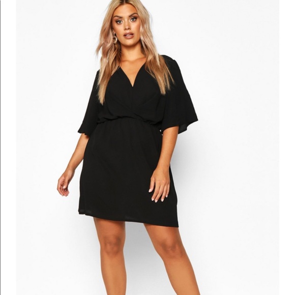 boohoo angel sleeve dress